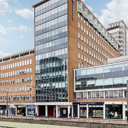 Travelodge Croydon Central Екстер'єр фото