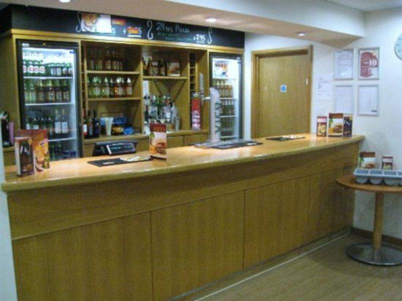 Travelodge Croydon Central Екстер'єр фото