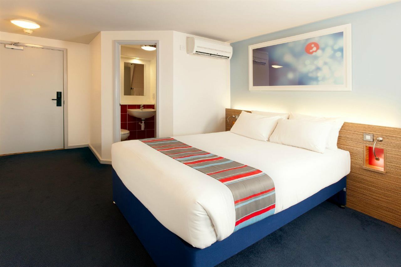 Travelodge Croydon Central Екстер'єр фото